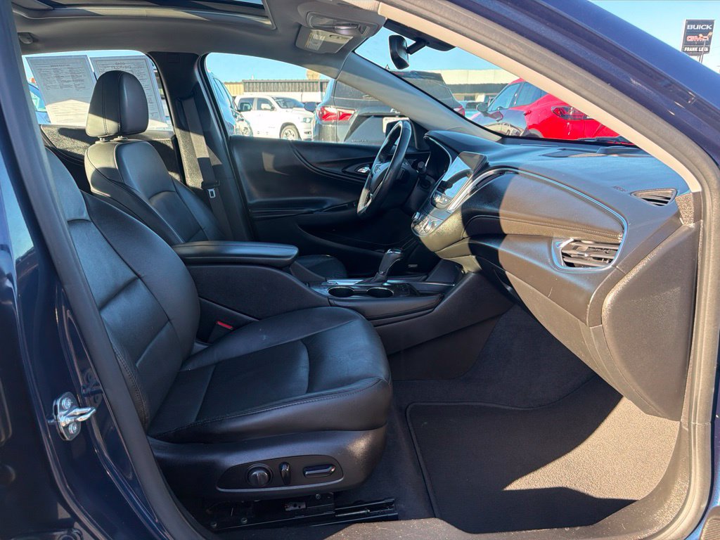 Used 2020 Chevrolet Malibu Premier FWD image 10