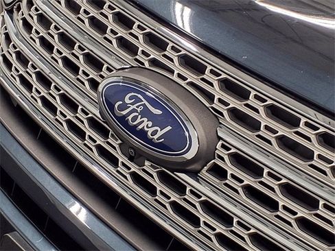 Certified 2023 Ford Explorer Limited image 35