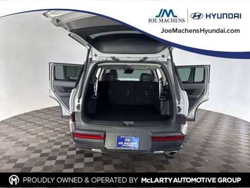 Used 2025 Hyundai Santa Fe SEL image 18