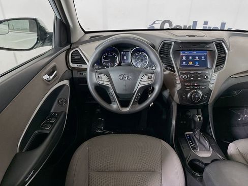 Used 2017 Hyundai Santa Fe SE image 24