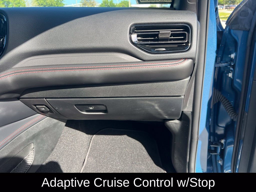 Used 2024 Dodge Durango R/T RWD image 11