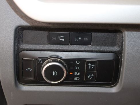 Used 2023 Ford F250 XLT w/ Camper Package AWD/4WD image 28