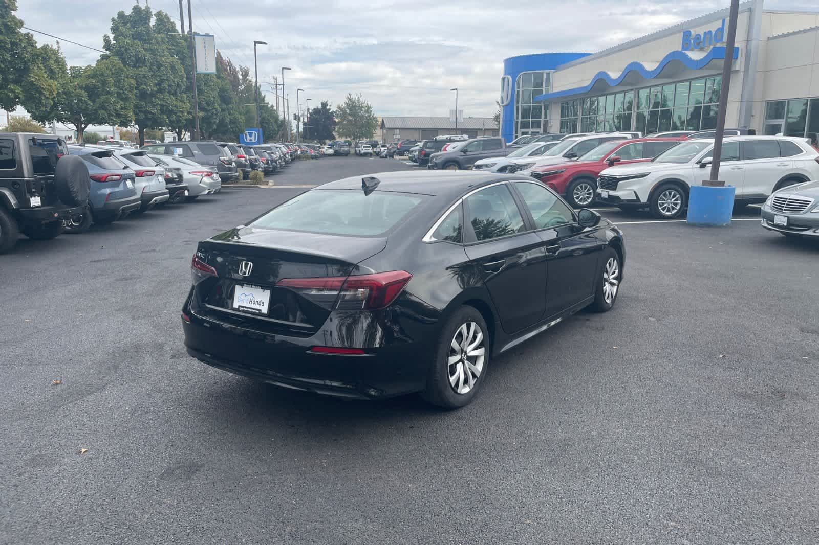 Used 2025 Honda Civic LX image 5