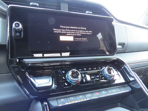 New 2026 GMC Sierra 1500 AT4 w/ Technology Package image 24