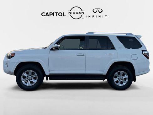 Used 2015 Toyota 4Runner SR5 image 8