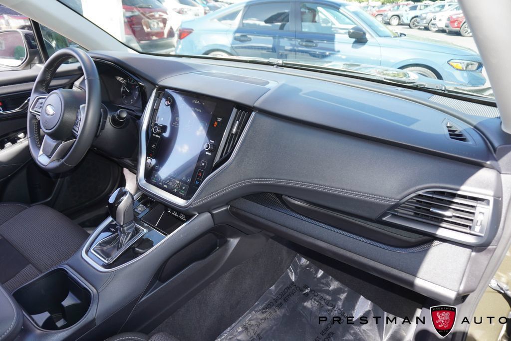 Used 2025 Subaru Outback Premium w/ Popular Package #1 AWD/4WD image 44