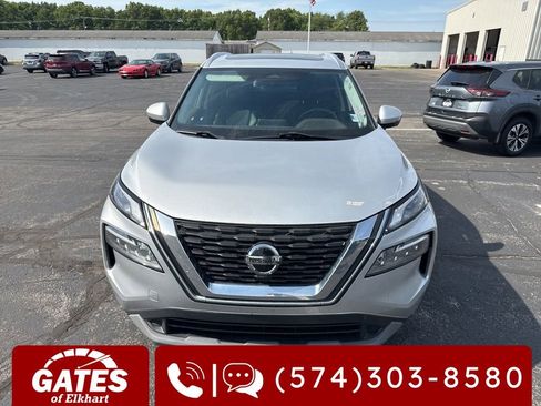 Used 2021 Nissan Rogue SV w/ Premium Package AWD/4WD image 4