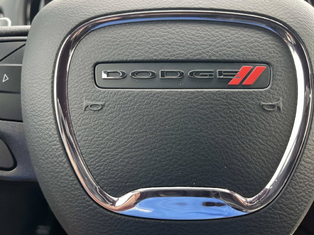 Used 2025 Dodge Durango GT AWD/4WD image 39