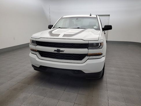 Used 2018 Chevrolet Silverado 1500 Custom w/ Custom Value Package RWD image 15