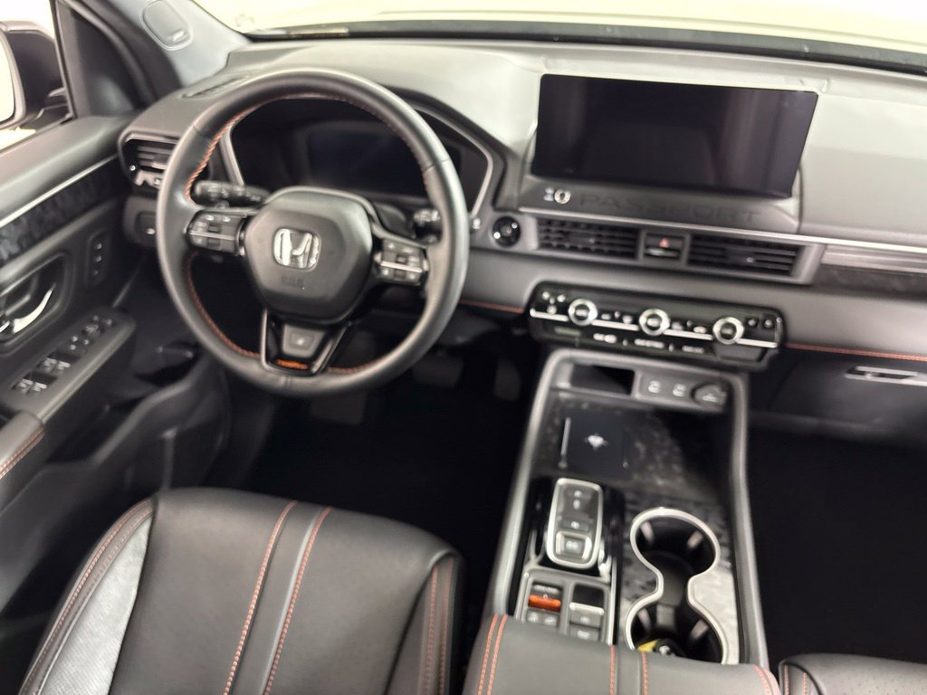 Certified 2026 Honda Passport TrailSport Elite image 2