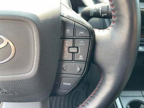 Used 2023 Toyota Prius Prime FWD image 31