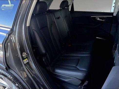 Used 2023 Audi Q7 3.0T Premium Plus AWD/4WD image 27