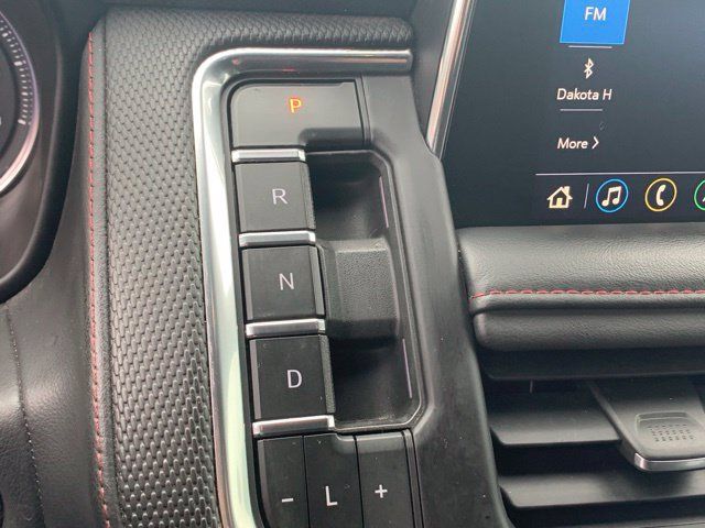 Used 2021 Chevrolet Tahoe RST w/ Luxury Package AWD/4WD image 20