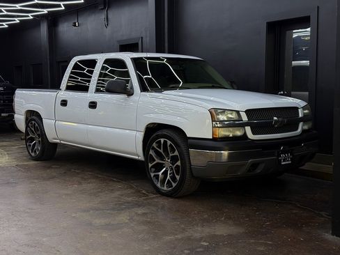 Used 2005 Chevrolet Silverado 1500 LS w/ Light Duty Power Package image 11