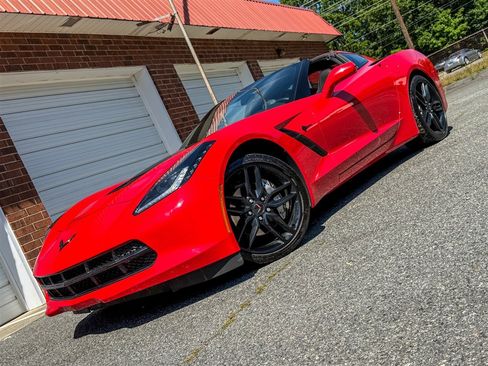 Used 2019 Chevrolet Corvette Stingray Coupe w/ Carbon Flash Badge Package RWD image 7