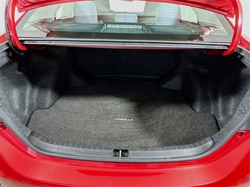 Certified 2017 Toyota Corolla LE image 27