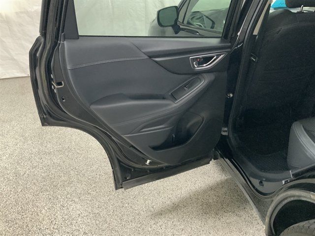 Used 2024 Subaru Forester Premium AWD/4WD image 17