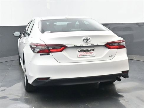 Used 2023 Toyota Camry LE image 18