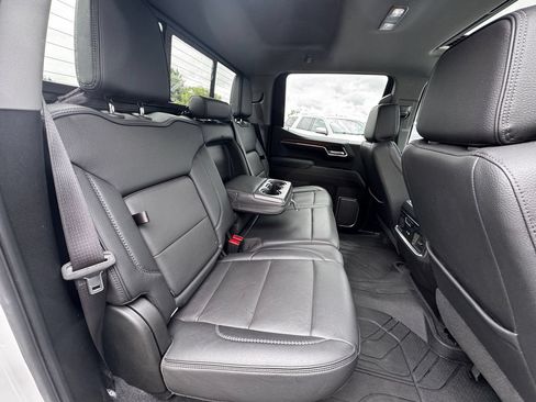 Used 2024 GMC Sierra 1500 Denali w/ Denali Reserve Package AWD/4WD image 33