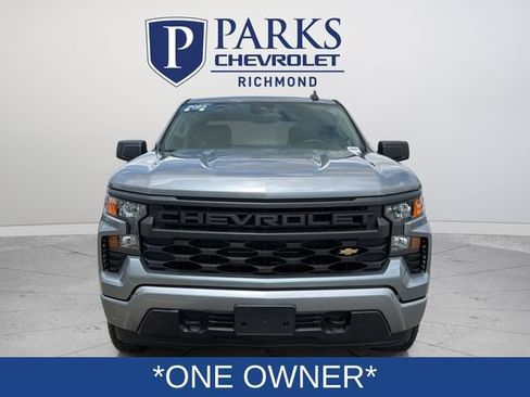 Used 2023 Chevrolet Silverado 1500 Custom AWD/4WD image 2