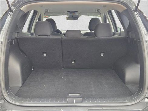 Used 2023 Hyundai Tucson SE image 6