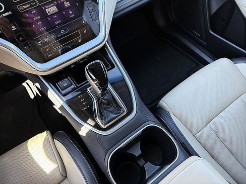 Used 2020 Subaru Outback Limited w/ Popular Package #2 image 18