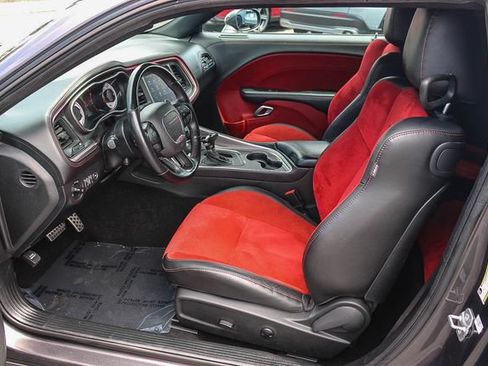 Used 2022 Dodge Challenger R/T Scat Pack w/ Shaker Package RWD image 17