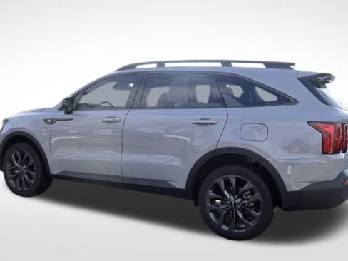 Certified 2023 Kia Sorento X-Line EX image 7