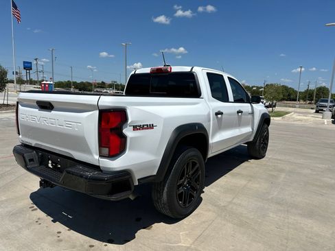 Certified 2025 Chevrolet Colorado Trail Boss AWD/4WD image 5