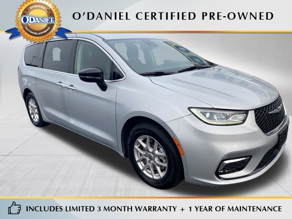 Used 2024 Chrysler Pacifica Touring-L FWD image 1