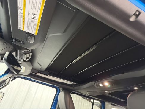 New 2025 Jeep Wrangler Unlimited Rubicon image 16