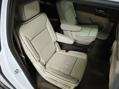 New 2026 GMC Yukon XL Denali image 15