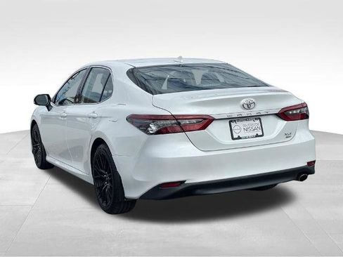 Used 2023 Toyota Camry XLE image 5