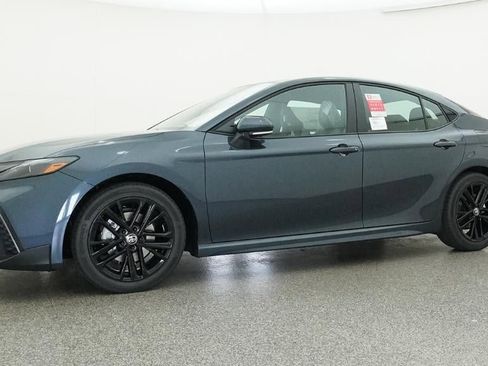 New 2026 Toyota Camry SE image 18