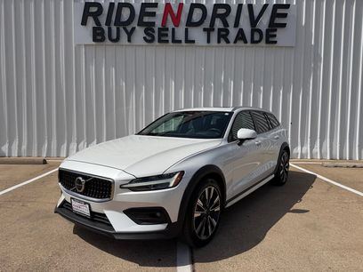Used 2023 Volvo V60 B5 Cross Country Ultimate