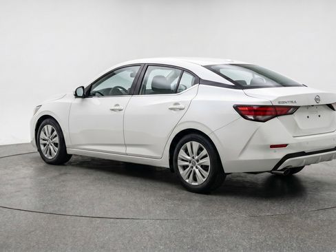Used 2025 Nissan Sentra S FWD image 6