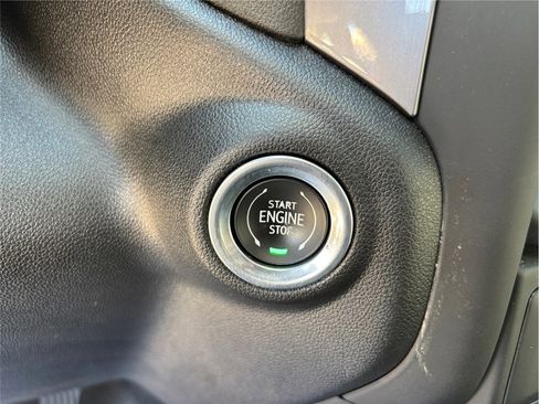 Used 2022 Chevrolet Silverado 1500 Custom image 23