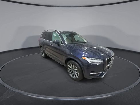 Used 2016 Volvo XC90 T6 Momentum w/ Momentum Plus Package image 2