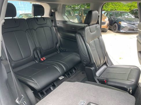 Used 2021 Jeep Grand Cherokee L Limited AWD/4WD image 27