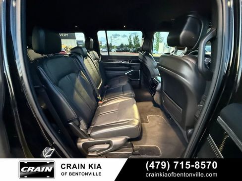 Used 2022 Jeep Wagoneer Series III RWD image 33