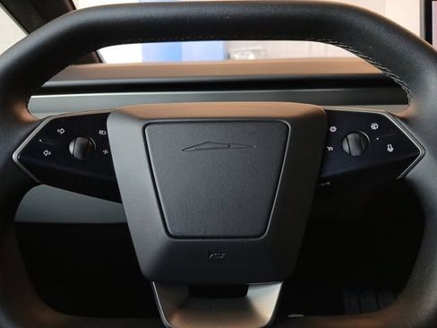 Used 2025 Tesla Cybertruck AWD Crew Cab image 26