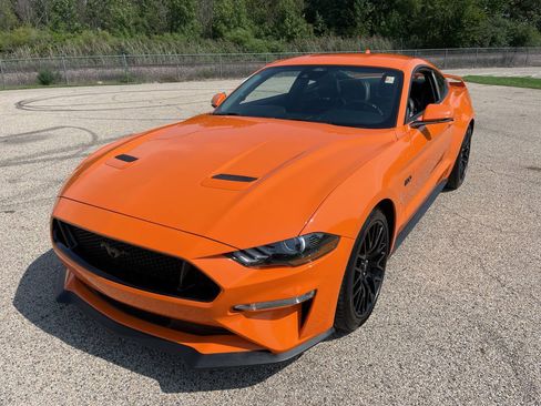 Used 2021 Ford Mustang GT Premium w/ GT Performance Package RWD image 27