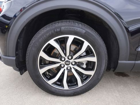 Certified 2025 Ford Explorer ST-Line AWD/4WD image 30