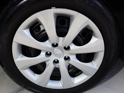 Used 2025 Toyota Corolla LE FWD image 43