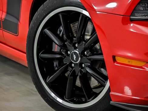 Used 2013 Ford Mustang Boss 302 w/ Boss 302 Accessory Pkg RWD image 4