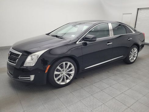 Used 2017 Cadillac XTS Luxury FWD image 2