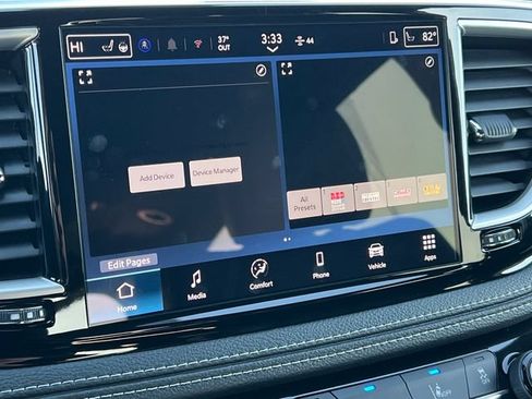 New 2026 Chrysler Pacifica Select FWD image 22