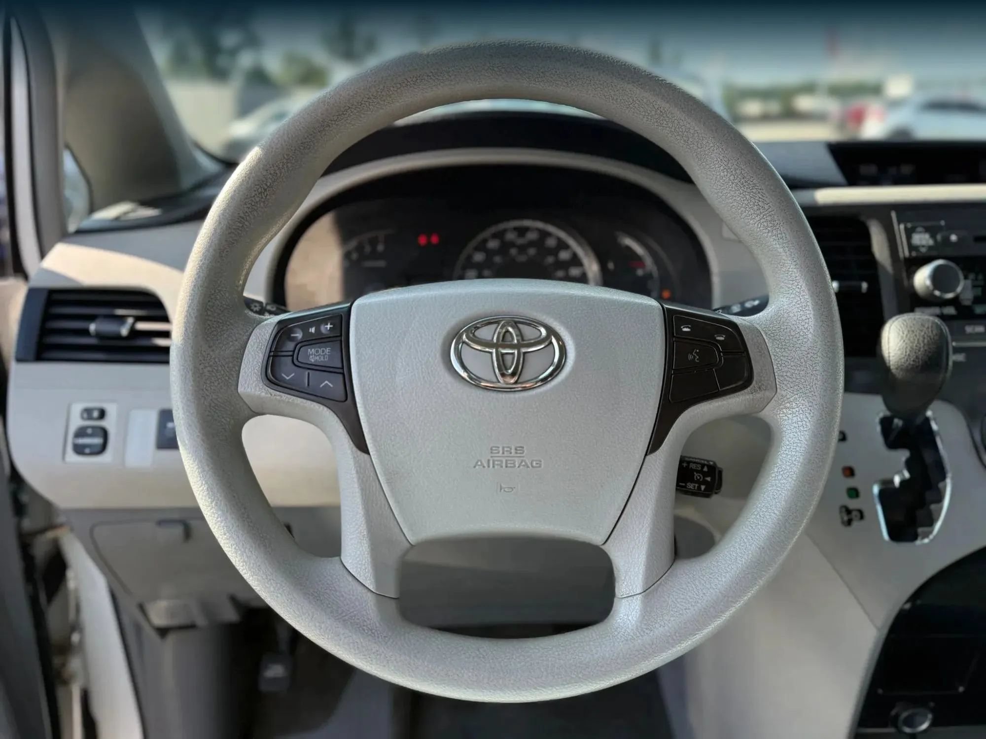 Used 2012 Toyota Sienna LE FWD image 24