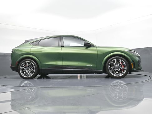 Used 2025 Ford Mustang Mach-E GT image 27