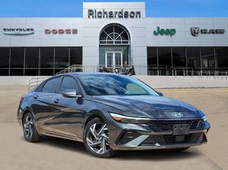 Used 2024 Hyundai Elantra SEL w/ Convenience Package FWD video 1